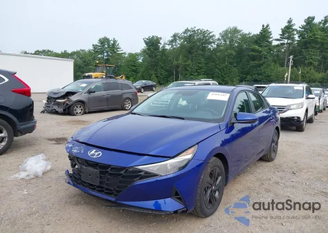 2023 Hyundai Elantra Sel z USA, uszkodzony, nr VIN KMHLM4AG9PU377025